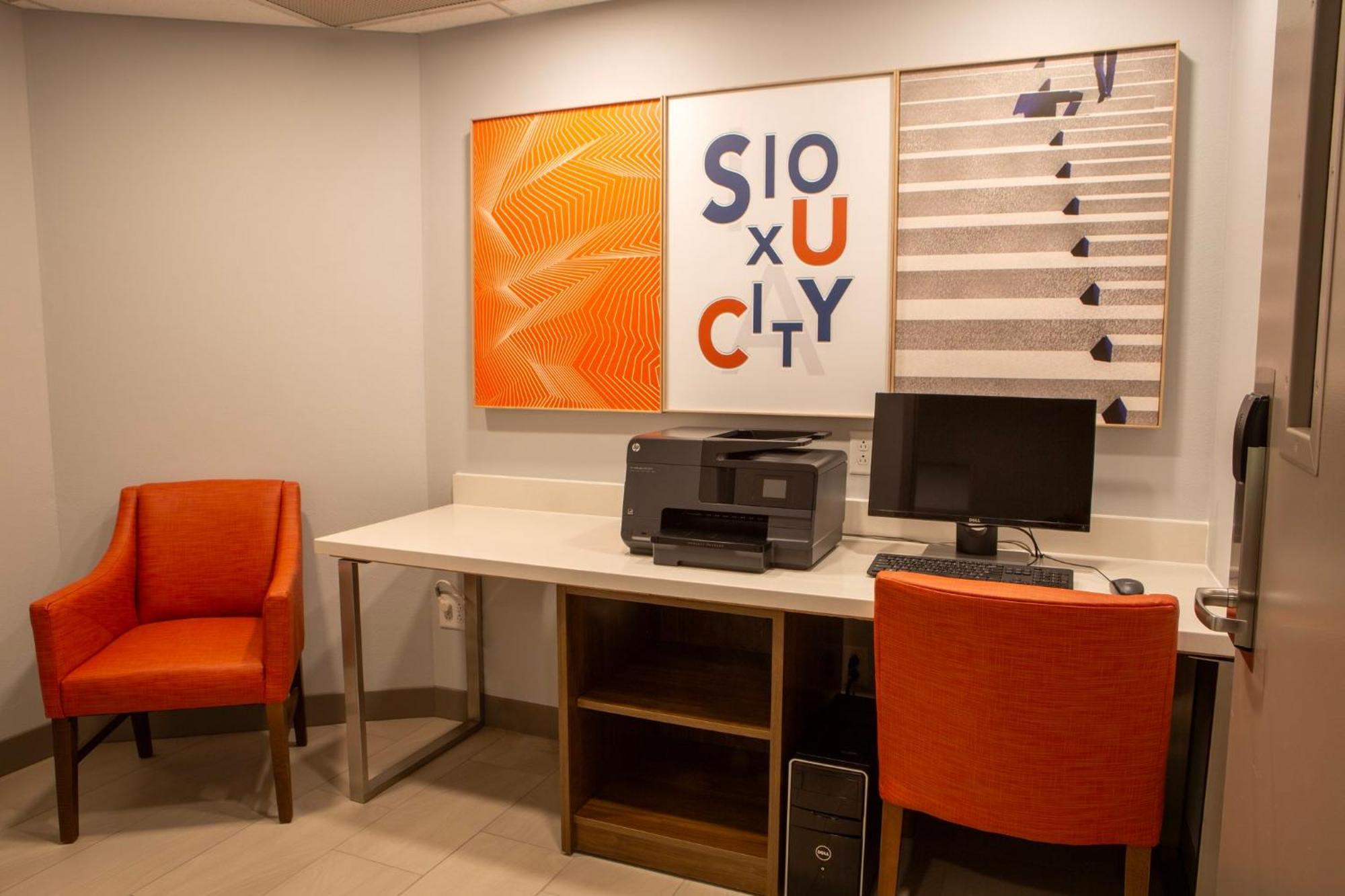 Holiday Inn Express & Suites Sioux City-South By Ihg Екстер'єр фото