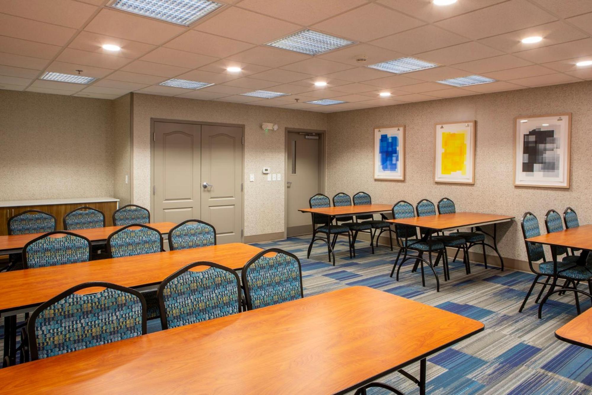 Holiday Inn Express & Suites Sioux City-South By Ihg Екстер'єр фото
