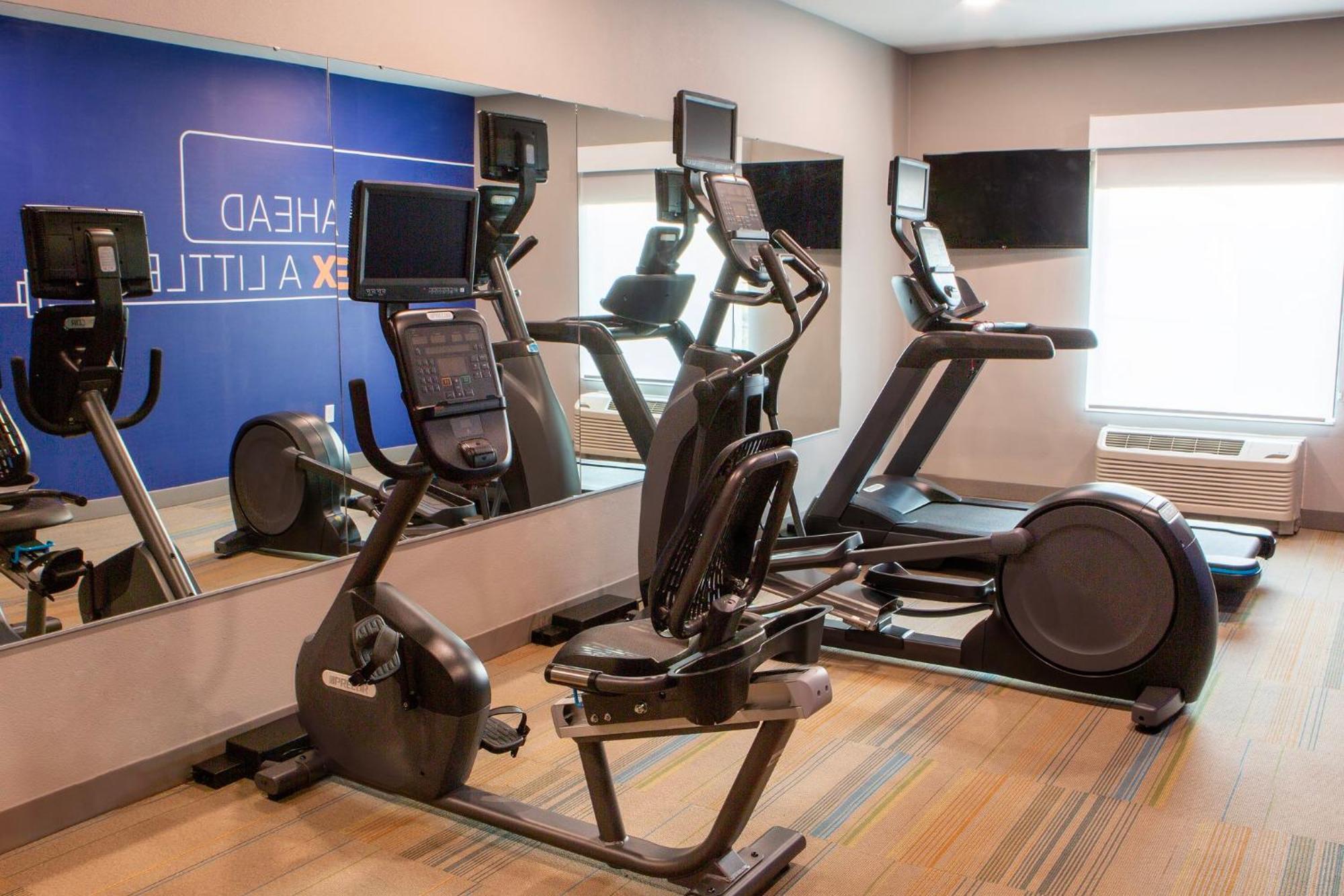Holiday Inn Express & Suites Sioux City-South By Ihg Екстер'єр фото